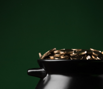 Celebrate St. Patrick's Day with Stunning Green and Gold Drinks